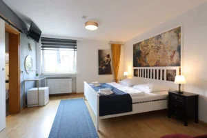 Helles Zimmer Aussicht